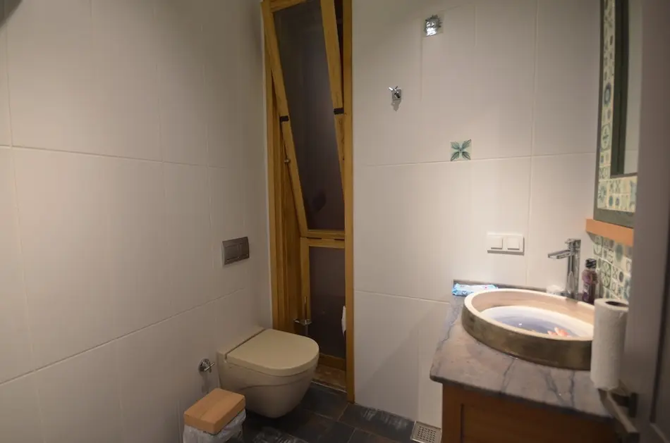 Fitted bathroom